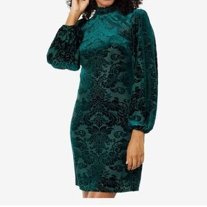 Vince Camuto green Velvet Long balloon Sleeves Dress